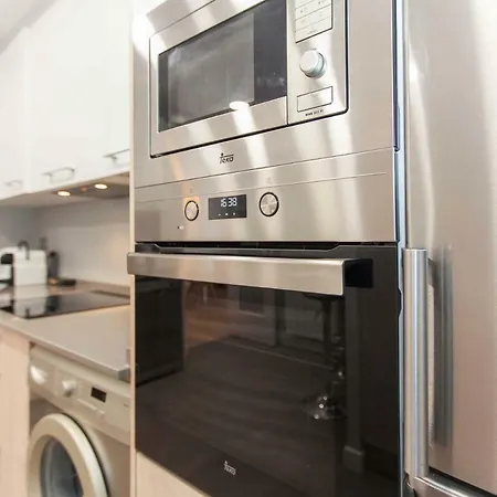 Hotel Plaza Bilbao *